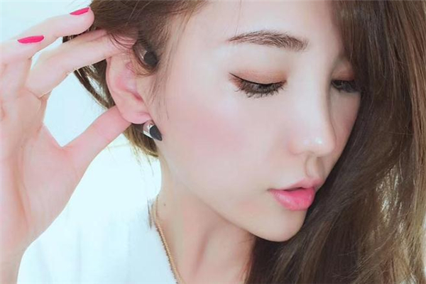 ear up瘦臉耳環(huán)怎么戴-ear up瘦臉耳環(huán)正確用法 ear up瘦臉耳環(huán)怎么戴-ear up瘦臉耳環(huán)正確用法