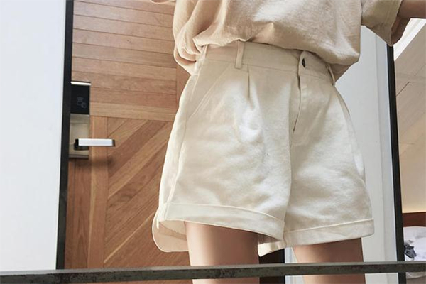 大腿粗穿什么短褲顯瘦 大腿贅肉輕松隱藏 大腿粗穿什么短褲顯瘦 大腿贅肉輕松隱藏