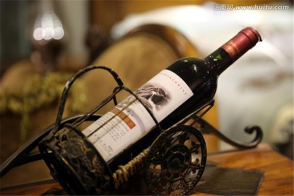 紅酒不能和什么一起吃 紅酒的禁忌是什么 紅酒不能和什么一起吃 紅酒的禁忌是什么