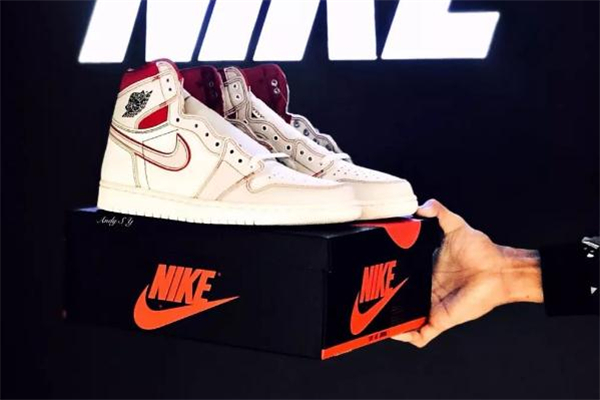 aj1兔八哥手稿開箱評(píng)測(cè) aj1兔八哥手稿實(shí)物圖片 aj1兔八哥手稿開箱評(píng)測(cè) aj1兔八哥手稿實(shí)物圖片