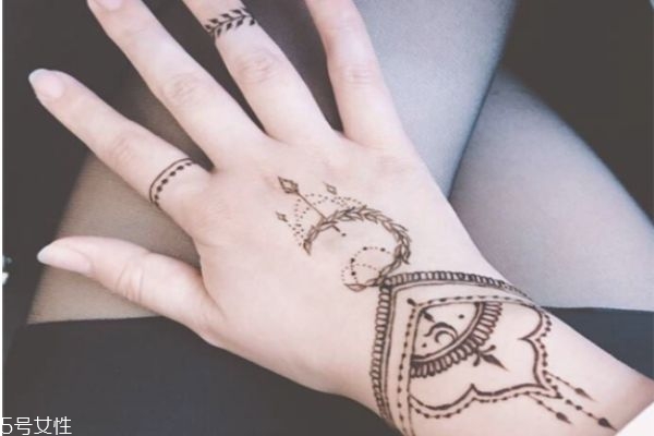 海娜紋身可以保持多久 海娜紋身圖片 海娜紋身可以保持多久 海娜紋身圖片