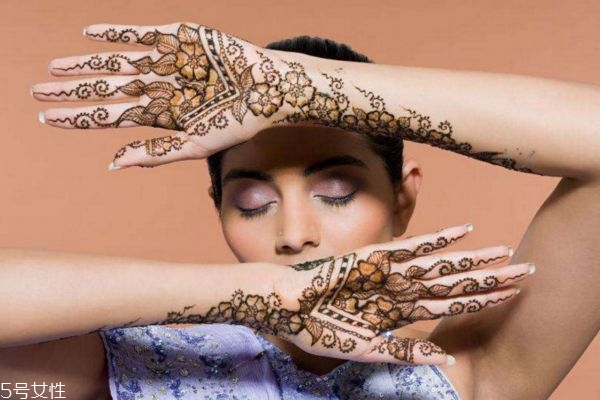 海娜紋身可以保持多久 海娜紋身圖片 海娜紋身可以保持多久 海娜紋身圖片