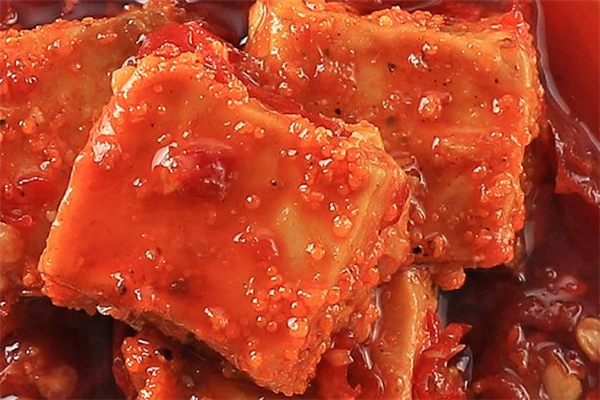 腐乳長霉了還能吃嗎 豆腐乳長白霉怎么辦 腐乳長霉了還能吃嗎 豆腐乳長白霉怎么辦