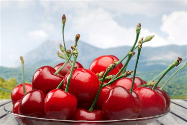 櫻桃變質(zhì)了是什么味道 櫻桃怎么看變質(zhì) 櫻桃變質(zhì)了是什么味道 櫻桃怎么看變質(zhì)