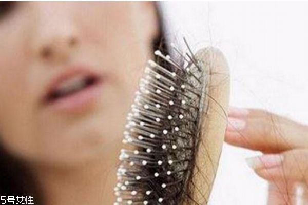掉頭發(fā)是什么原因 緩解掉頭發(fā)的方法 掉頭發(fā)是什么原因 緩解掉頭發(fā)的方法