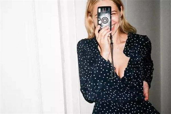 裹身裙適合什么身材 裹身裙適合胖子嗎 裹身裙適合什么身材 裹身裙適合胖子嗎