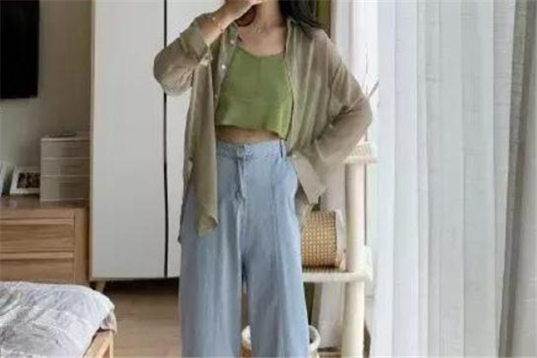 牛油果綠搭配什么顏色好看 牛油果綠搭配技巧 牛油果綠搭配什么顏色好看 牛油果綠搭配技巧