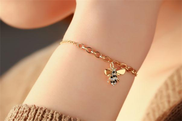 施華洛世奇有保修卡就是正品嗎 看購(gòu)買(mǎi)渠道 施華洛世奇有保修卡就是正品嗎 看購(gòu)買(mǎi)渠道