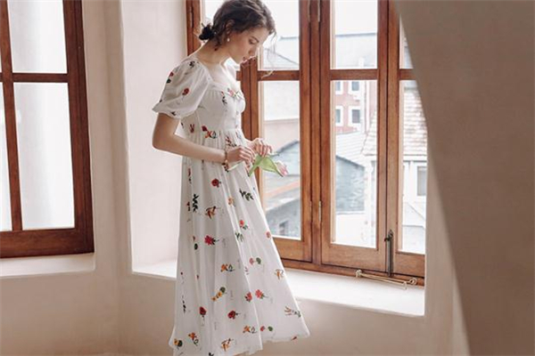 夏天怎么穿出文藝范 夏季文藝穿搭指南 夏天怎么穿出文藝范 夏季文藝穿搭指南