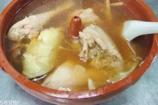 雞湯怎么做才好喝 雞湯的做法大全 雞湯怎么做才好喝 雞湯的做法大全