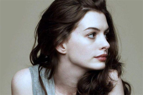 墊鼻基底用什么材料好 鼻基底填充什么材料最好 墊鼻基底用什么材料好 鼻基底填充什么材料最好