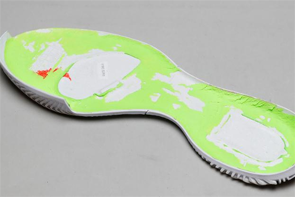 耐克詹姆斯士兵13拆解 lbj13拆解報(bào)告 耐克詹姆斯士兵13拆解 lbj13拆解報(bào)告