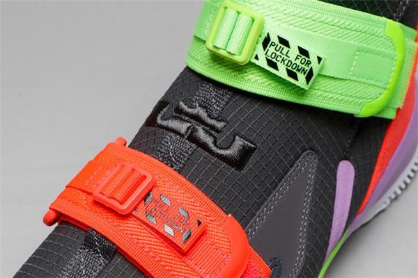 耐克詹姆斯士兵13開箱測評 lbj13開箱評測 耐克詹姆斯士兵13開箱測評 lbj13開箱評測