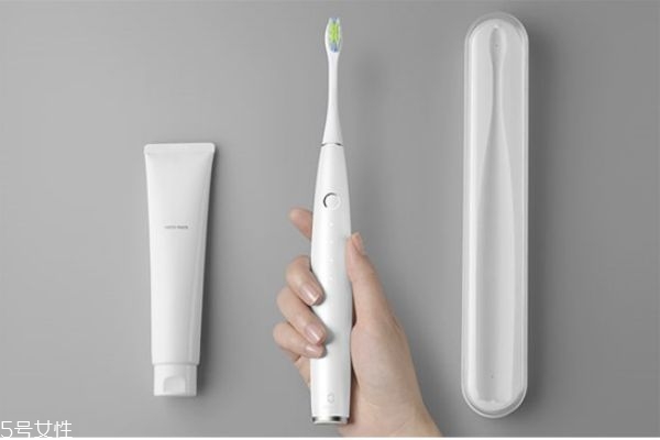 電動牙刷怎么換刷頭 電動牙刷如何換刷頭 電動牙刷怎么換刷頭 電動牙刷如何換刷頭