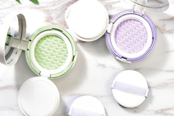 氣墊和防曬霜使用順序 先涂氣墊還是防曬霜 氣墊和防曬霜使用順序 先涂氣墊還是防曬霜