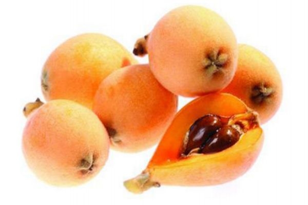 剝枇杷指甲黑了怎么辦 教你破枇杷不手黑的方法 剝枇杷指甲黑了怎么辦 教你破枇杷不手黑的方法