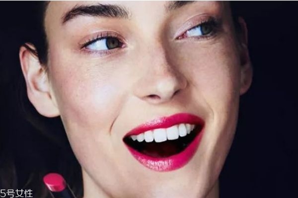 什么品牌的口紅最安全 口紅評級最安全的品牌 什么品牌的口紅最安全 口紅評級最安全的品牌