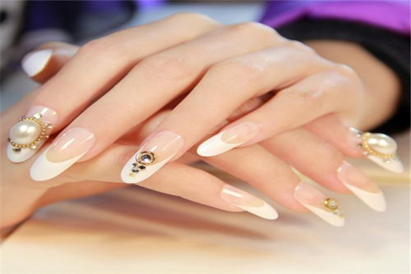 美甲做多了指甲太薄了怎么辦 美甲后如何護理 美甲做多了指甲太薄了怎么辦 美甲后如何護理