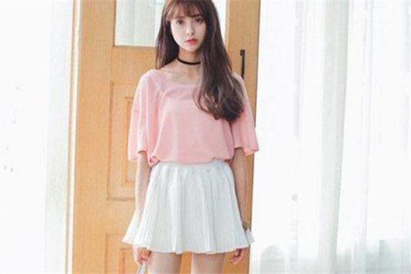 粉色t恤怎么搭配 粉色t恤夏日穿搭圖片 粉色t恤怎么搭配 粉色t恤夏日穿搭圖片