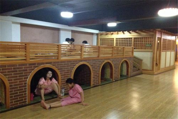 汗蒸皮膚為什么會發(fā)癢 汗蒸以后皮膚癢怎么回事 汗蒸皮膚為什么會發(fā)癢 汗蒸以后皮膚癢怎么回事