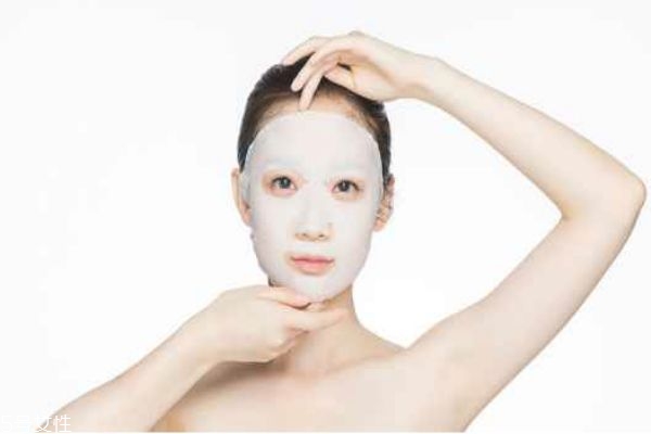 面膜可以連續(xù)敷兩片嗎 各類面膜的使用建議 面膜可以連續(xù)敷兩片嗎 各類面膜的使用建議