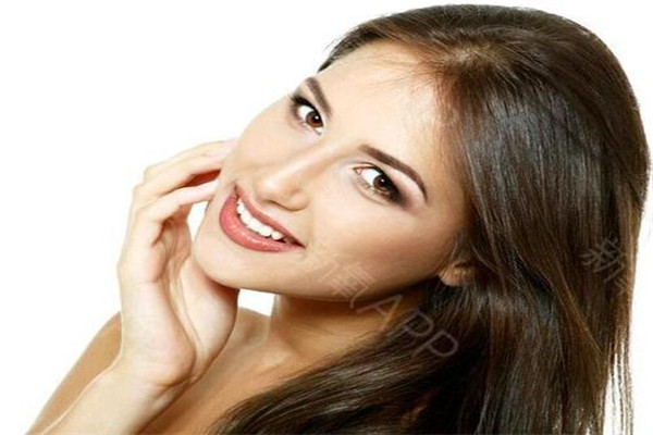 牙齒貼面好不好 根據(jù)是否合適來決定 牙齒貼面好不好 根據(jù)是否合適來決定