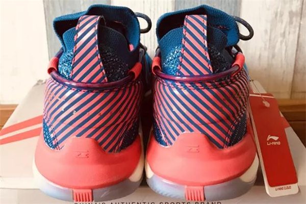 李寧閃擊6premium開箱測評 閃擊6premium上腳效果 李寧閃擊6premium開箱測評 閃擊6premium上腳效果