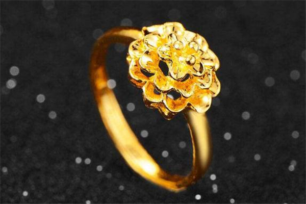 黃金戒指是按克賣的嗎 黃金戒指按克還是按件買劃算 黃金戒指是按克賣的嗎 黃金戒指按克還是按件買劃算