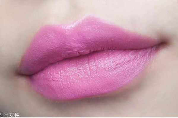 死亡芭芘粉是什么意思 死亡芭比色是什么色 死亡芭芘粉是什么意思 死亡芭比色是什么色