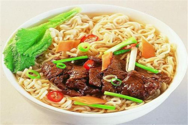 泡面能多吃嗎 泡面最好是少吃點(diǎn) 泡面能多吃嗎 泡面最好是少吃點(diǎn)