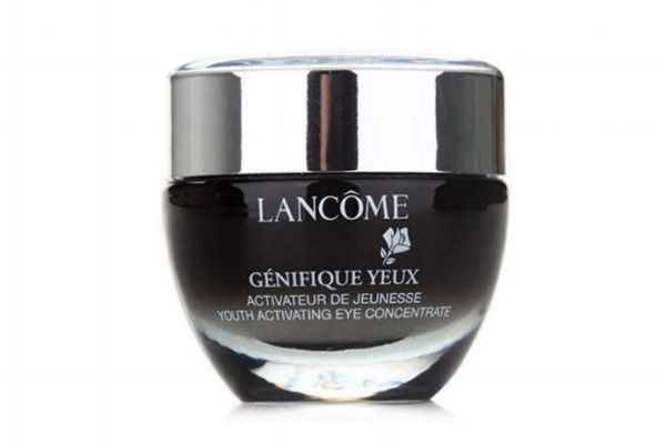 眼膜好還是眼霜好 眼霜和眼膜有什么不同 眼膜好還是眼霜好 眼霜和眼膜有什么不同