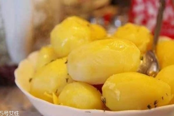 土豆有什么營養(yǎng)價值嗎 吃土豆有什么好處呢 土豆有什么營養(yǎng)價值嗎 吃土豆有什么好處呢