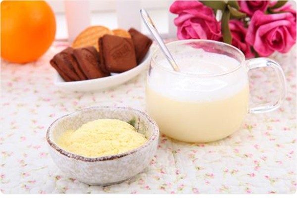 豆?jié){有激素嗎 豆?jié){是天然的雌性激素 豆?jié){有激素嗎 豆?jié){是天然的雌性激素