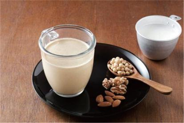 豆?jié){一周喝幾次為宜 豆?jié){一周喝幾次比較好 豆?jié){一周喝幾次為宜 豆?jié){一周喝幾次比較好