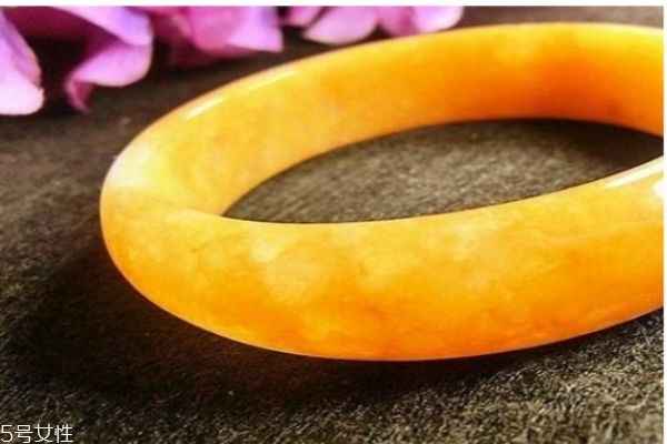 什么是中華黃玉呢 中華黃玉主要產(chǎn)自哪里呢 什么是中華黃玉呢 中華黃玉主要產(chǎn)自哪里呢