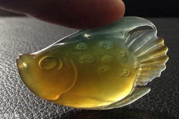 什么是蛇紋石玉呢 蛇紋石玉有什么作用呢 什么是蛇紋石玉呢 蛇紋石玉有什么作用呢