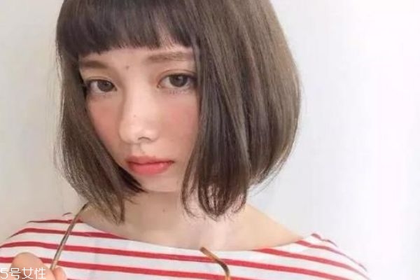 什么樣的女生適合留短發(fā) 什么臉型適合剪短發(fā) 什么樣的女生適合留短發(fā) 什么臉型適合剪短發(fā)