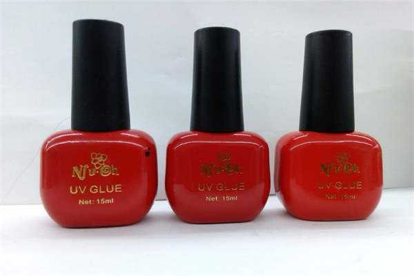 指甲油什么牌子好 涂指甲油小技巧 指甲油什么牌子好 涂指甲油小技巧