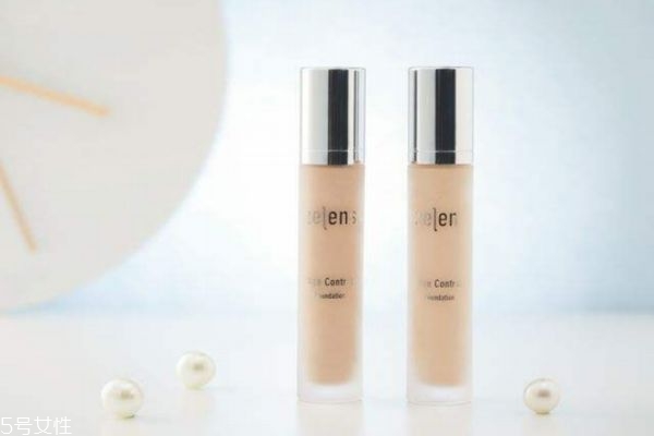 粉底液怎么選擇 怎么選擇粉底液色號(hào) 粉底液怎么選擇 怎么選擇粉底液色號(hào)