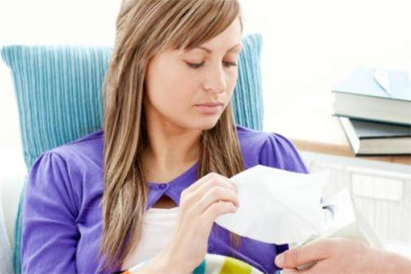 女朋友說感冒了怎么回復(fù) 女朋友感冒了怎么安慰 女朋友說感冒了怎么回復(fù) 女朋友感冒了怎么安慰