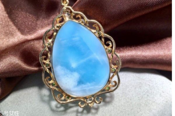 海紋石應(yīng)該怎么鑒定真假呢 海紋石應(yīng)該怎么評(píng)估呢 海紋石應(yīng)該怎么鑒定真假呢 海紋石應(yīng)該怎么評(píng)估呢