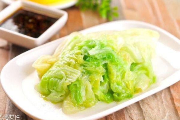 什么是西生菜呢 西生菜有什么營養(yǎng)價值呢 什么是西生菜呢 西生菜有什么營養(yǎng)價值呢