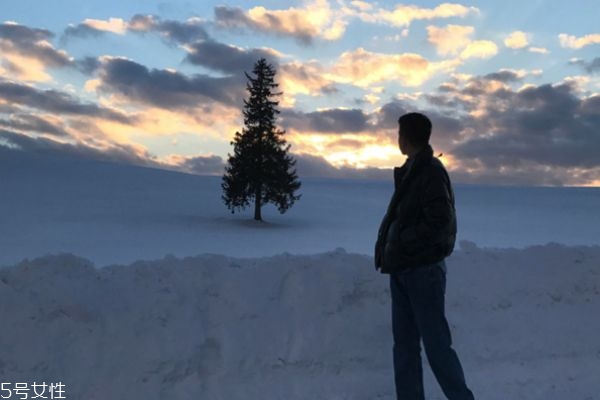 談戀愛男生不主動怎么辦 平淡期男生想法 談戀愛男生不主動怎么辦 平淡期男生想法