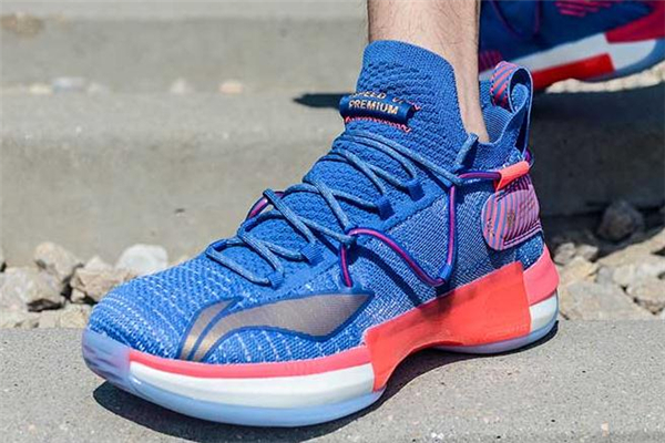 李寧閃擊6適合打什么位置 閃擊6適合水泥地嗎 李寧閃擊6適合打什么位置 閃擊6適合水泥地嗎