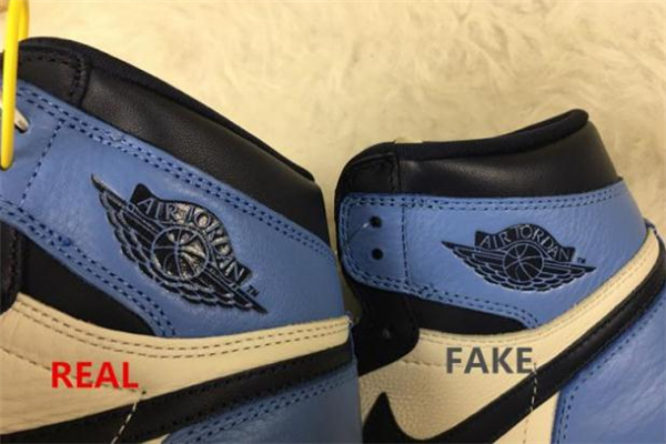 aj1黑曜石北卡藍(lán)真假對比 aj1北卡藍(lán)黑曜石真假鑒定 aj1黑曜石北卡藍(lán)真假對比 aj1北卡藍(lán)黑曜石真假鑒定