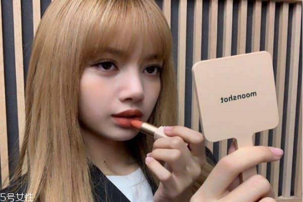 互有好感旁人能看出嗎 男女互有好感的表現(xiàn) 互有好感旁人能看出嗎 男女互有好感的表現(xiàn)