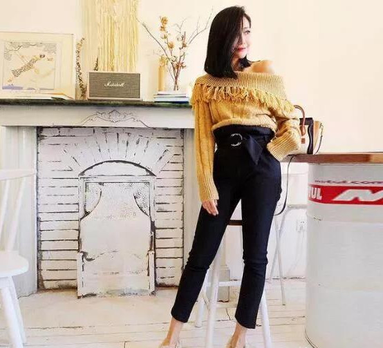 高腰花苞褲配什么上衣好看 時尚而又惹眼 高腰花苞褲配什么上衣好看 時尚而又惹眼