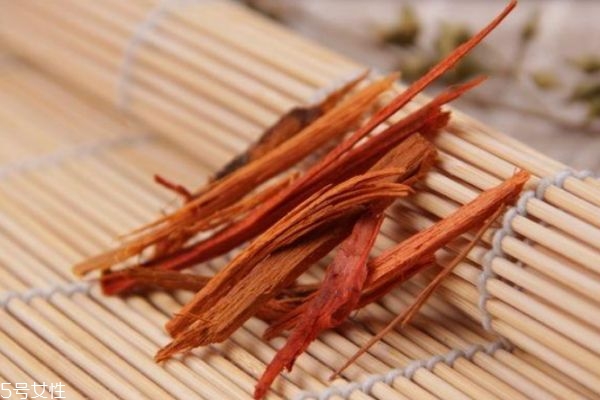 什么是蘇木呢 蘇木有什么作用呢