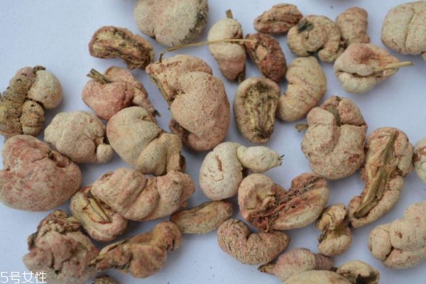 什么是竹黃呢 竹黃有什么作用呢 什么是竹黃呢 竹黃有什么作用呢