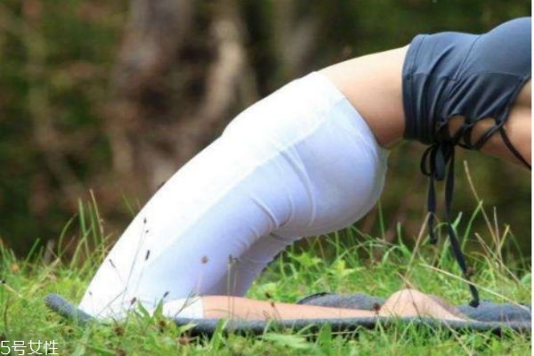 如何鍛煉出翹臀呢 翹臀是怎么練成的呢 如何鍛煉出翹臀呢 翹臀是怎么練成的呢